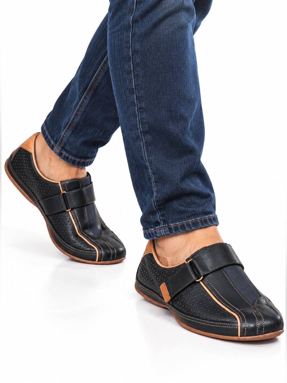 Fossil Black and Tan Vintage Leather Hook & Loop Loafers Shoes